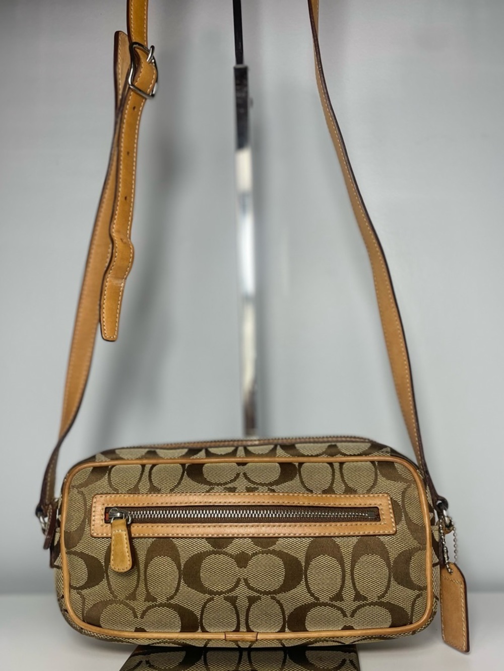 Coach 2004 Signature Crossbody Bag-COA